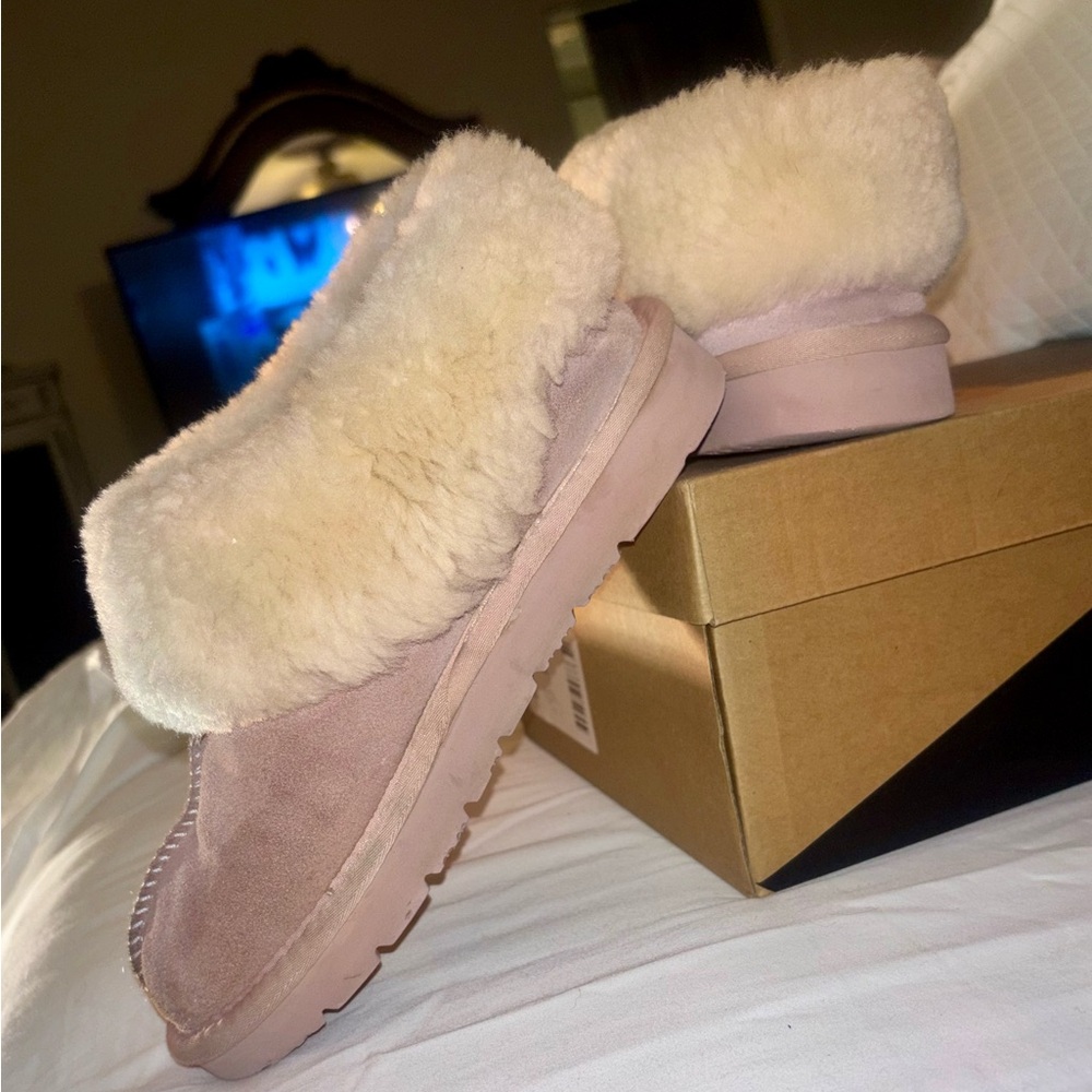 UGG Pink Sheepskin Plush Collar Slip-On Slipper - Picture 17 of 17